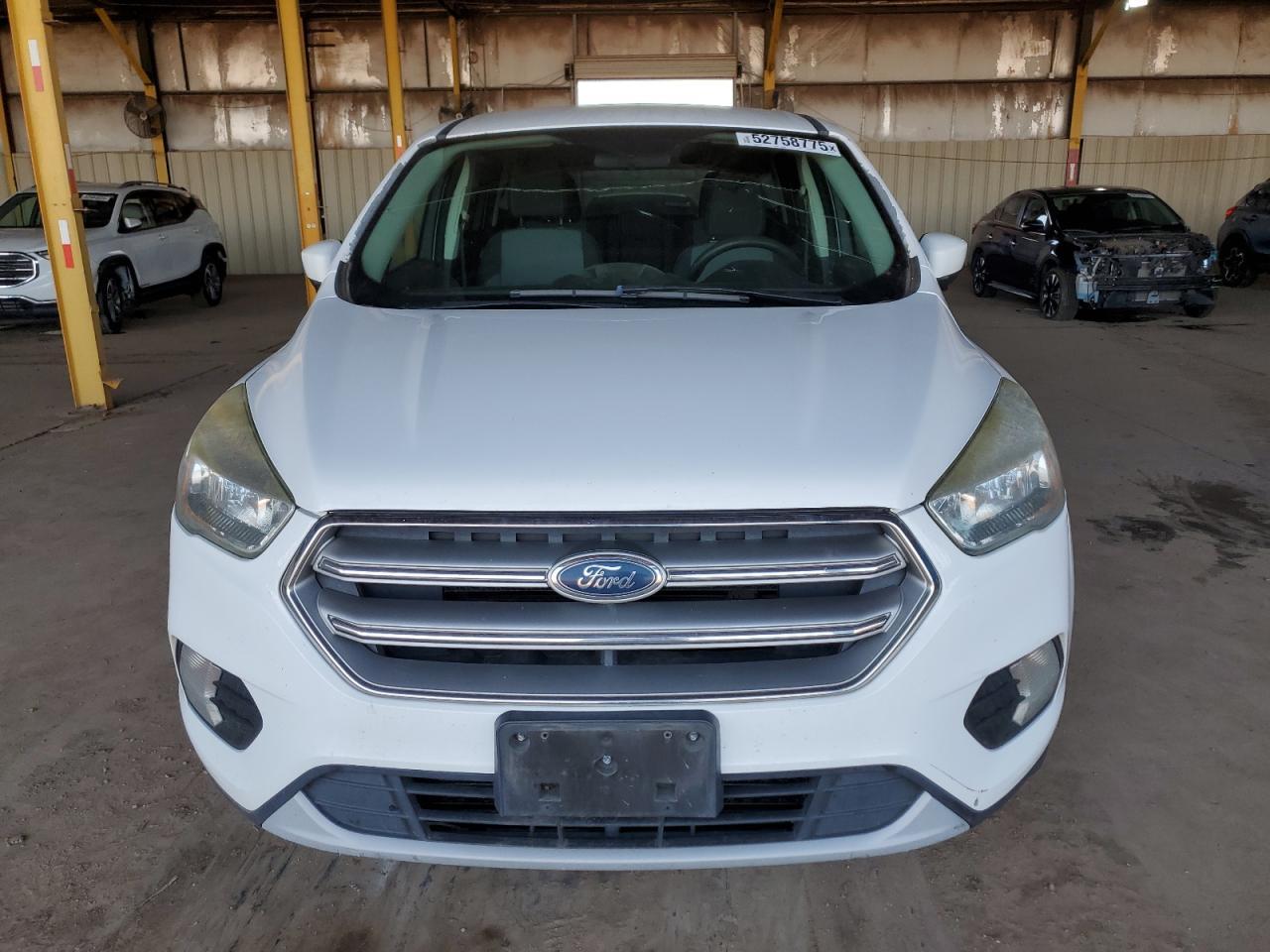 2017 FORD ESCAPE SE - Фото 5