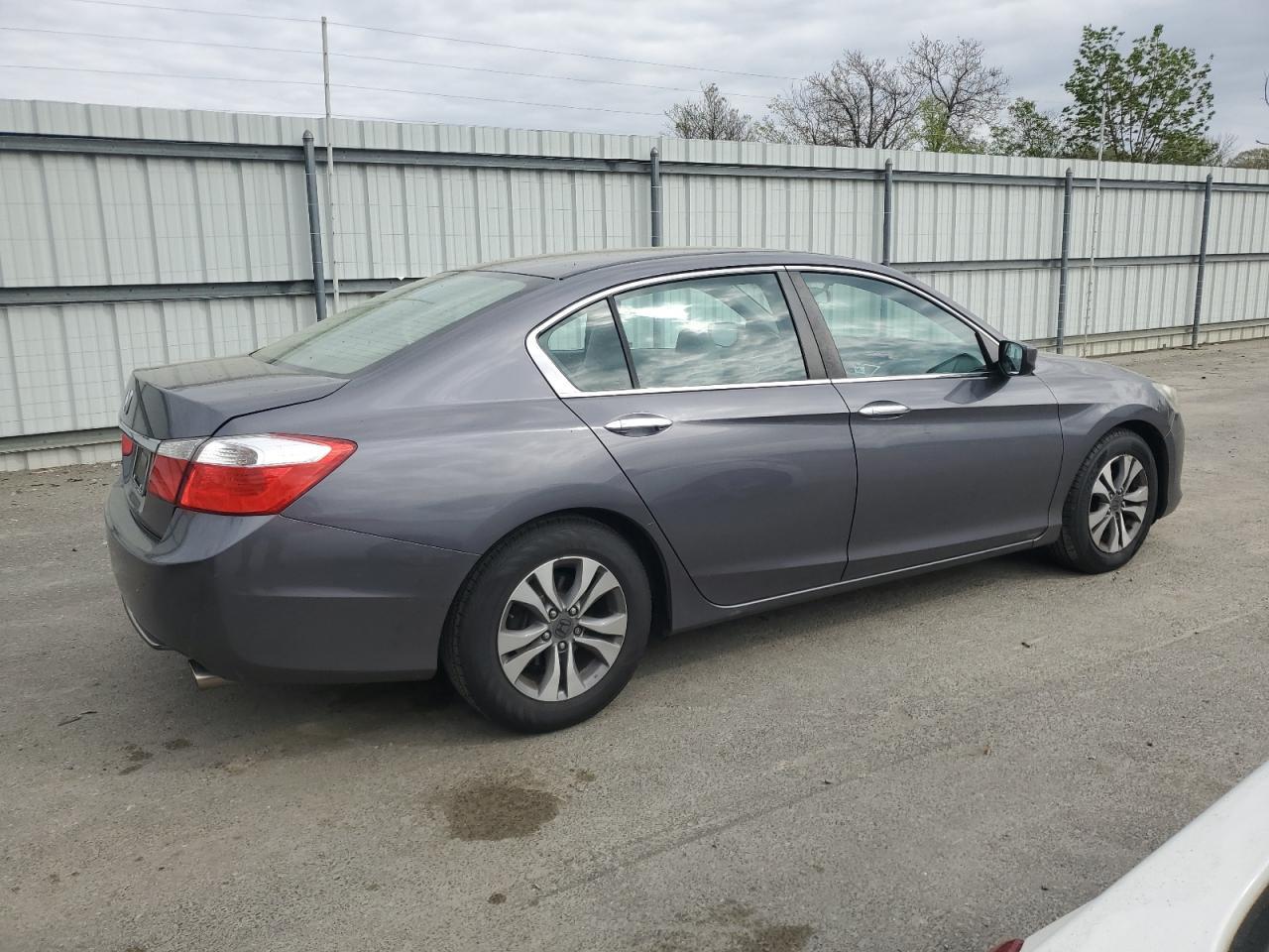 2014 HONDA ACCORD LX - Image 3