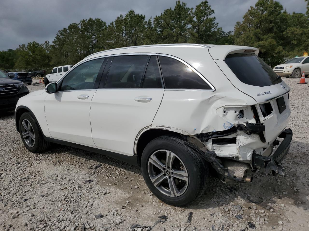 2019 MERCEDES-BENZ GLC 300 - Фото 2