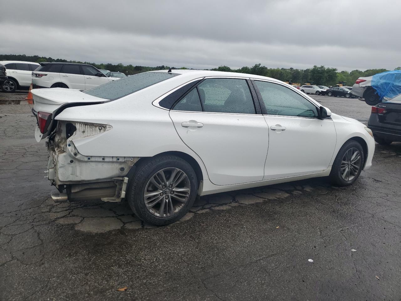 2017 TOYOTA CAMRY LE - Фото 3