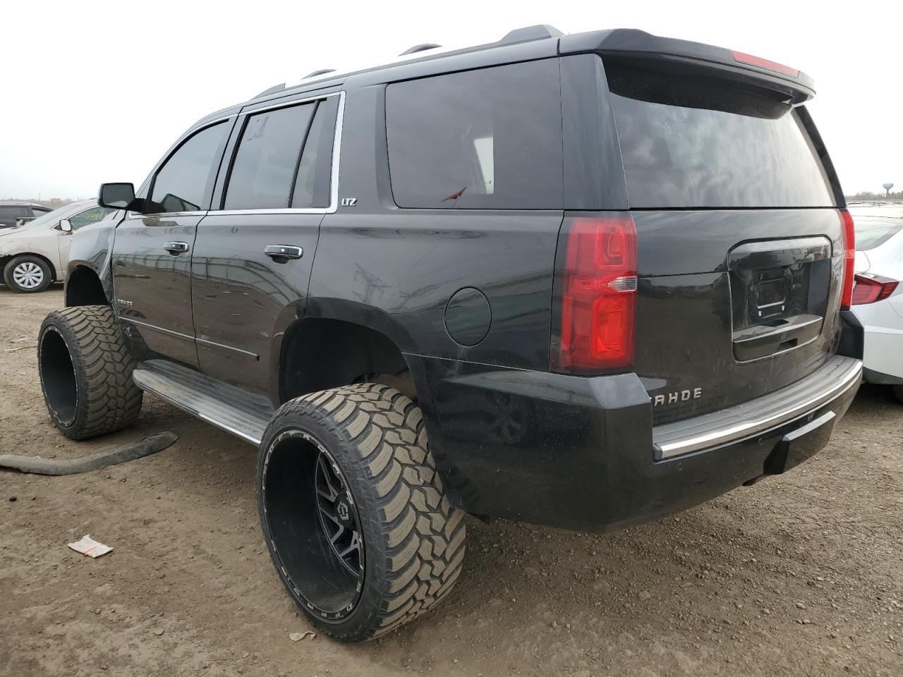 2015 CHEVROLET TAHOE K150 - Фото 2