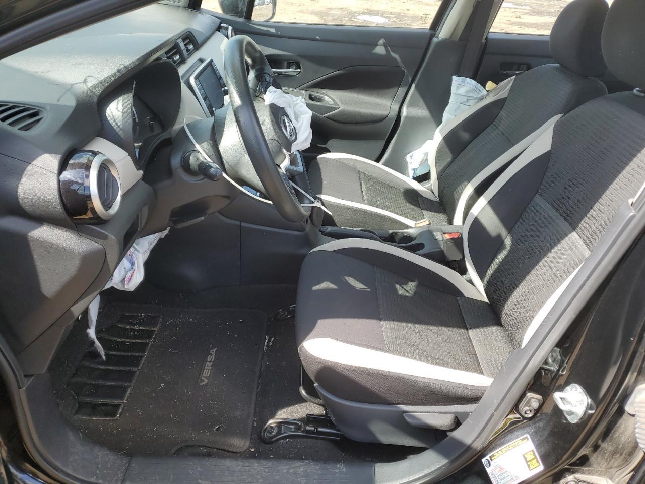 2021 NISSAN VERSA SV - Image 7
