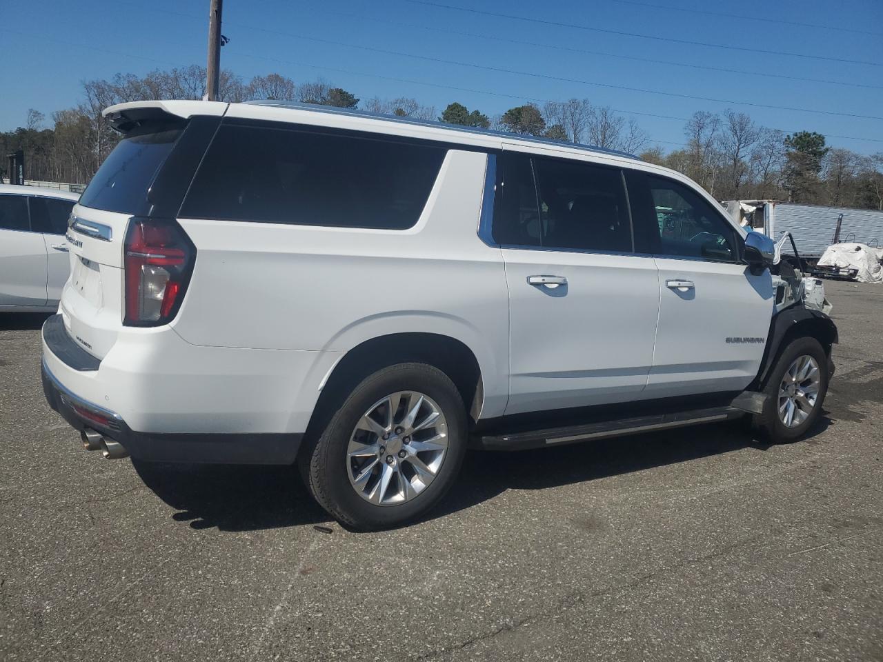 2023 CHEVROLET SUBURBAN C - Image 3