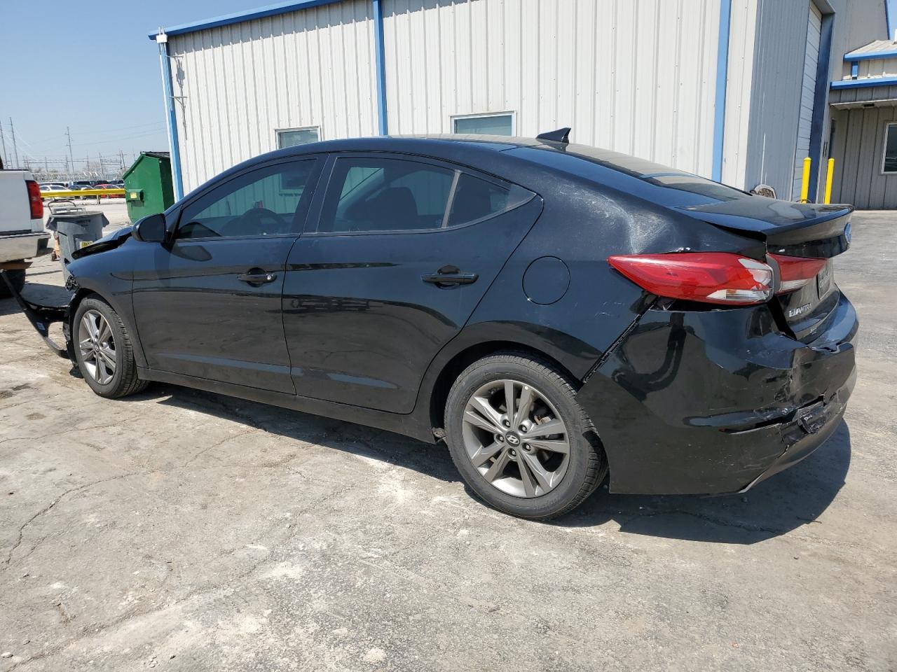 2018 HYUNDAI ELANTRA SE - Фото 2