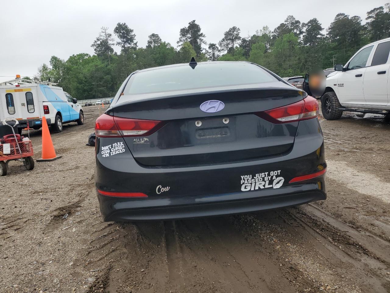 2018 HYUNDAI ELANTRA SE - Фото 6