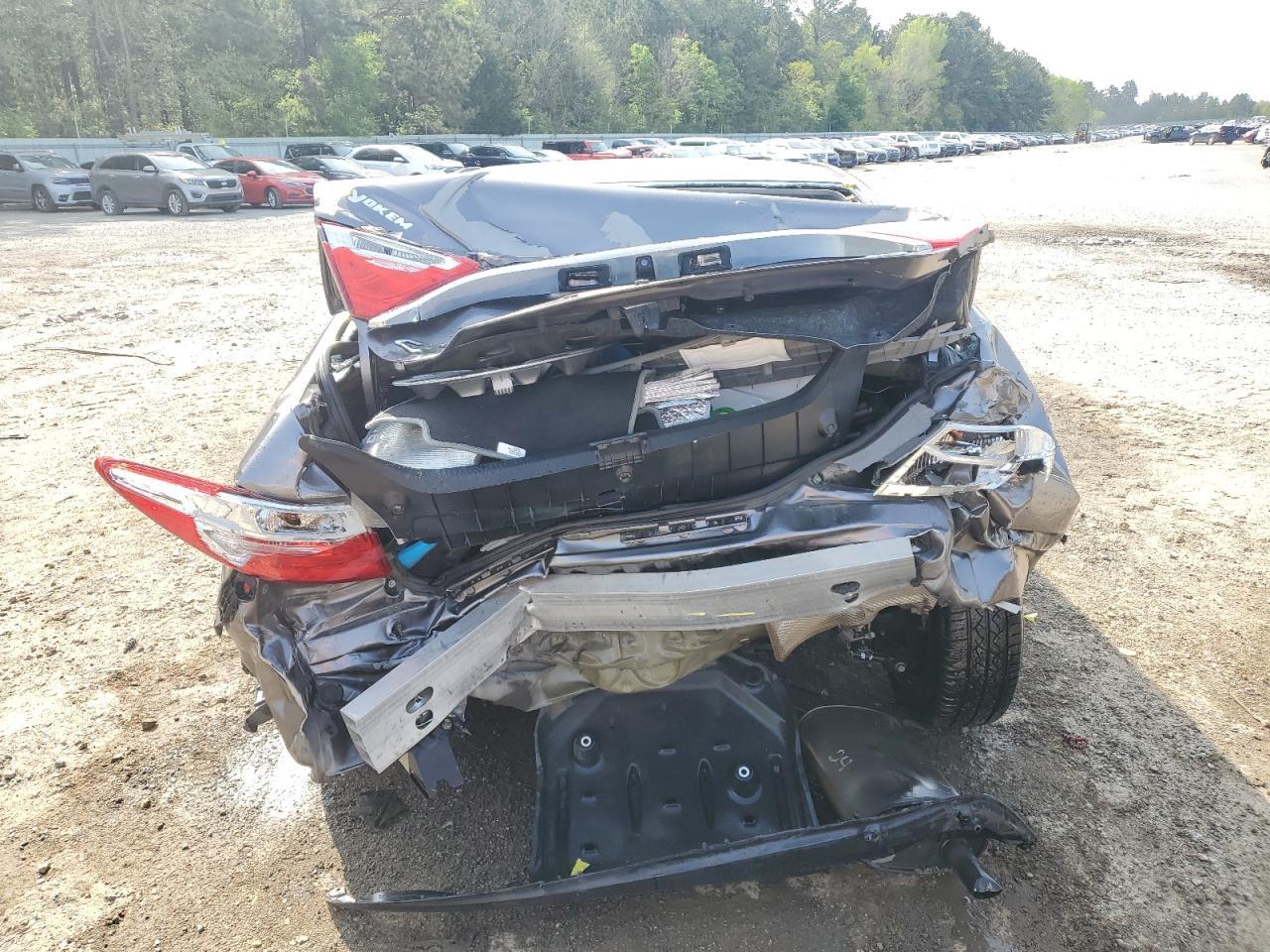 2015 TOYOTA CAMRY LE - Фото 6