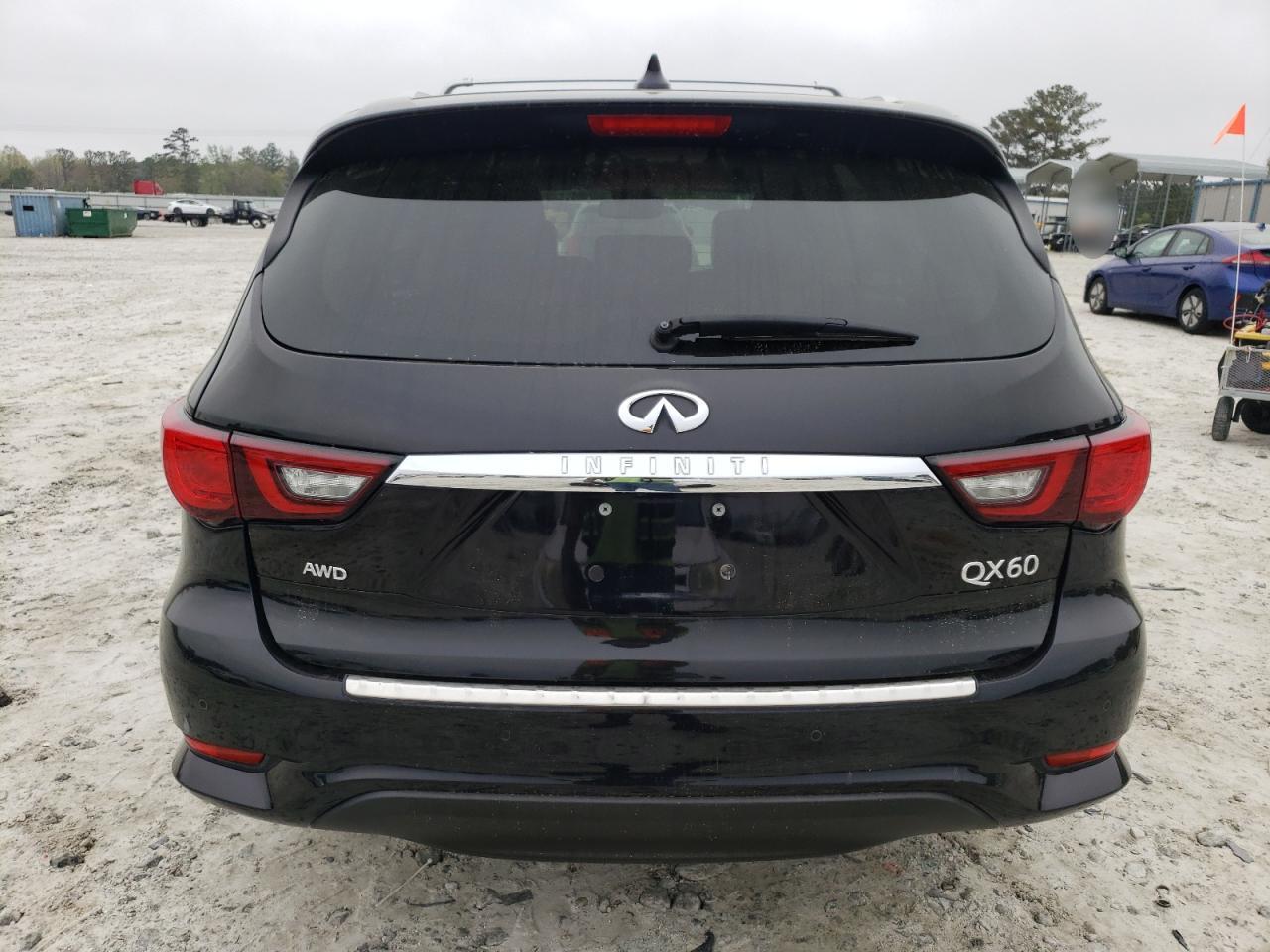 2019 INFINITI QX60 LUXE - Image 6