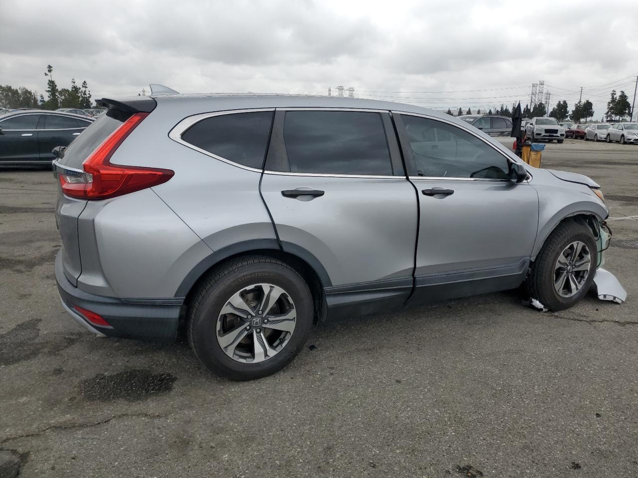 2017 HONDA CR-V LX - Фото 3