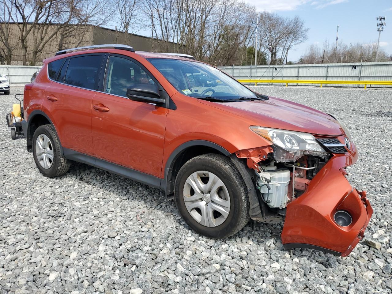 2015 TOYOTA RAV4 LE - Image 4