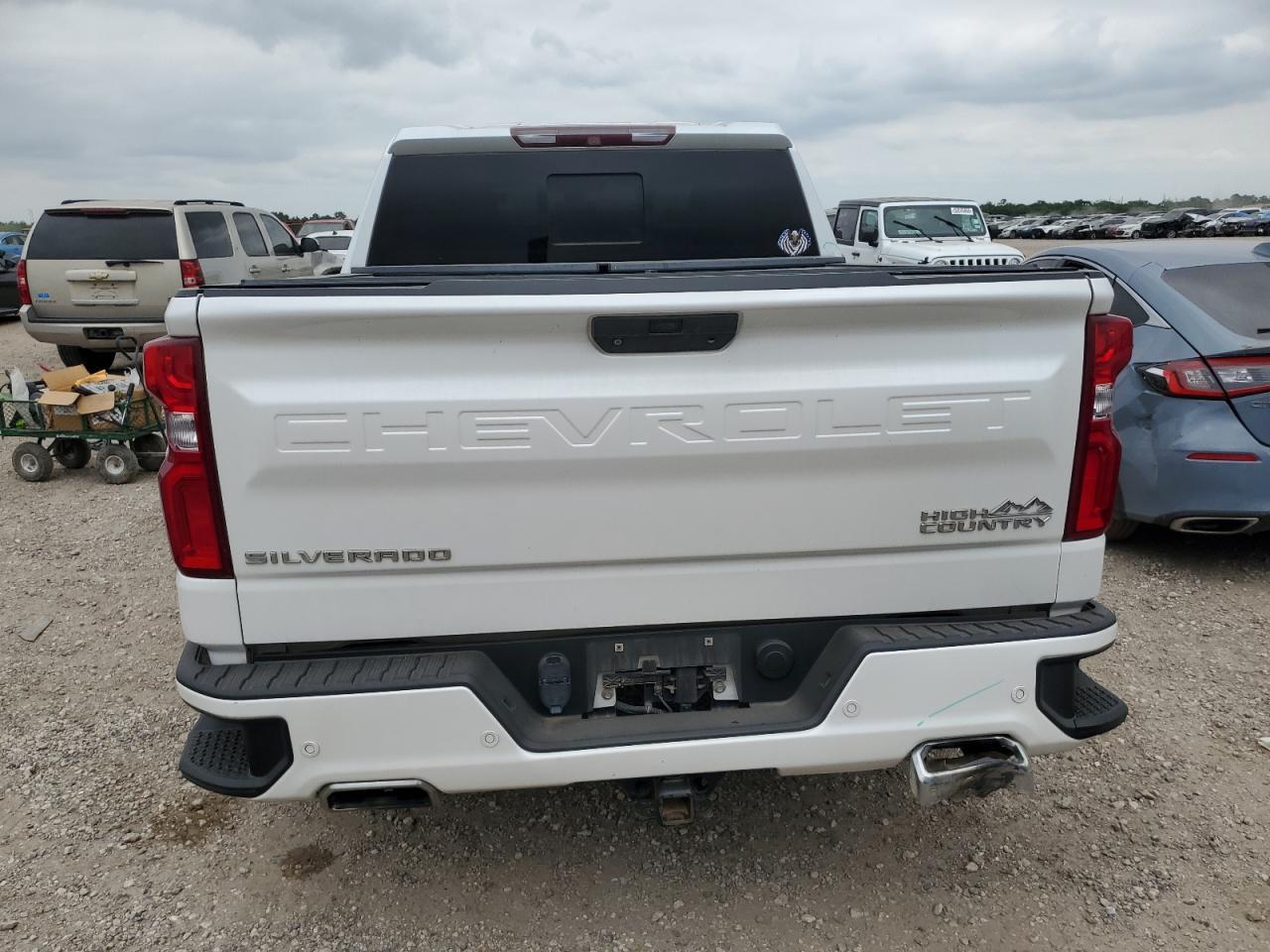 2019 CHEVROLET SILVERADO - Фото 6