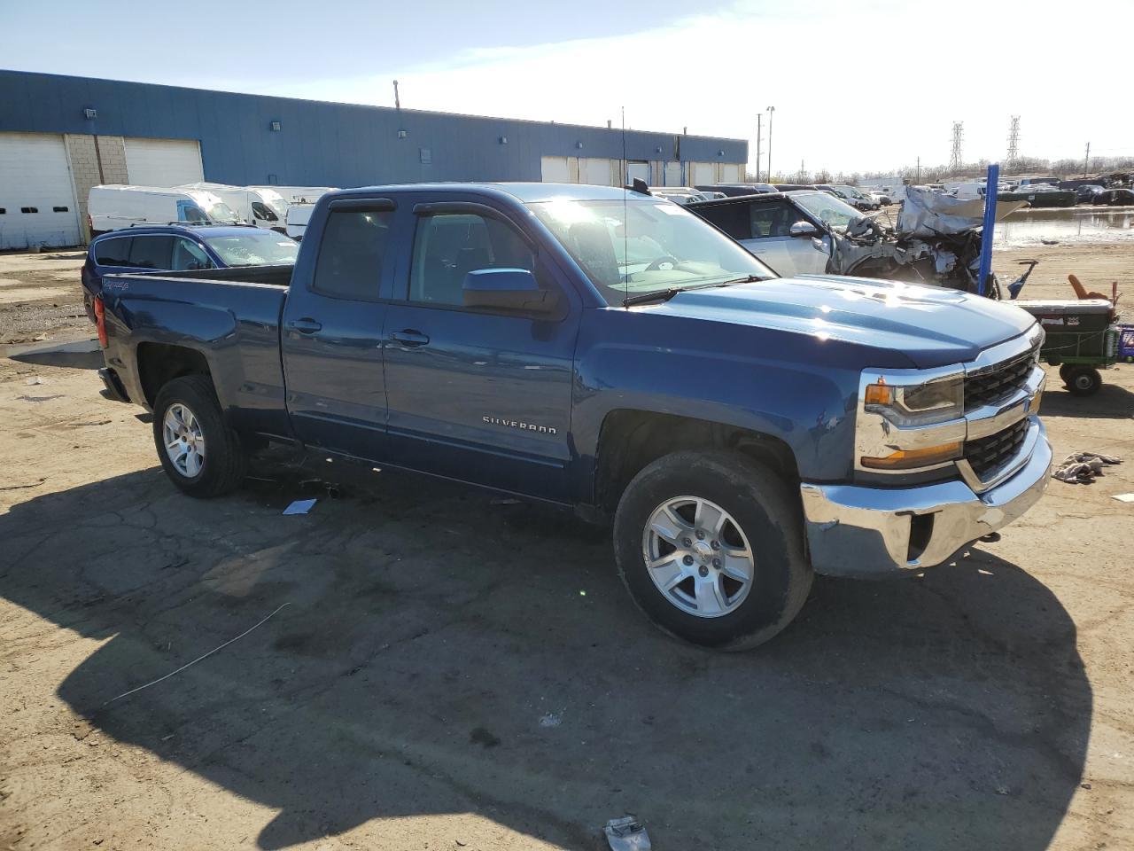 2016 CHEVROLET SILVERADO - Image 4