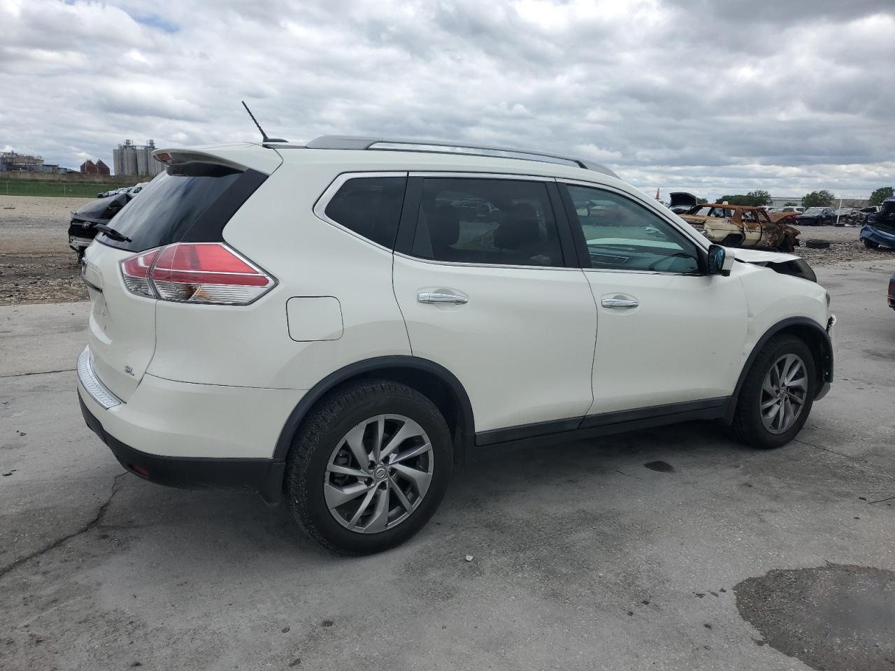 2015 NISSAN ROGUE S - Image 3