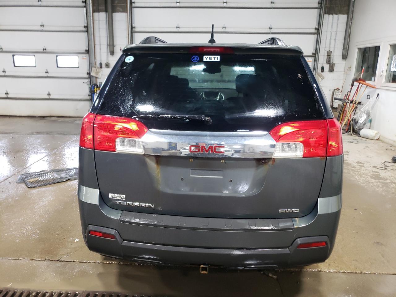 2012 GMC TERRAIN SL - Image 6