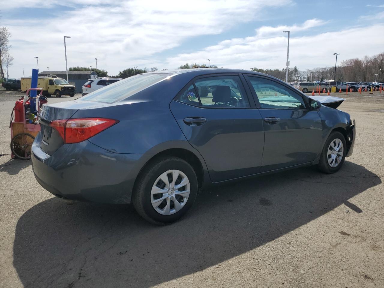 2018 TOYOTA COROLLA L - Фото 3