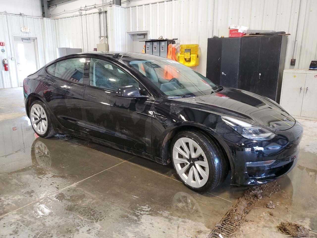 2022 TESLA MODEL 3 - Image 4