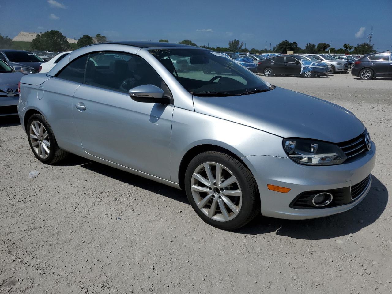 2013 VOLKSWAGEN EOS KOMFOR - Фото 4