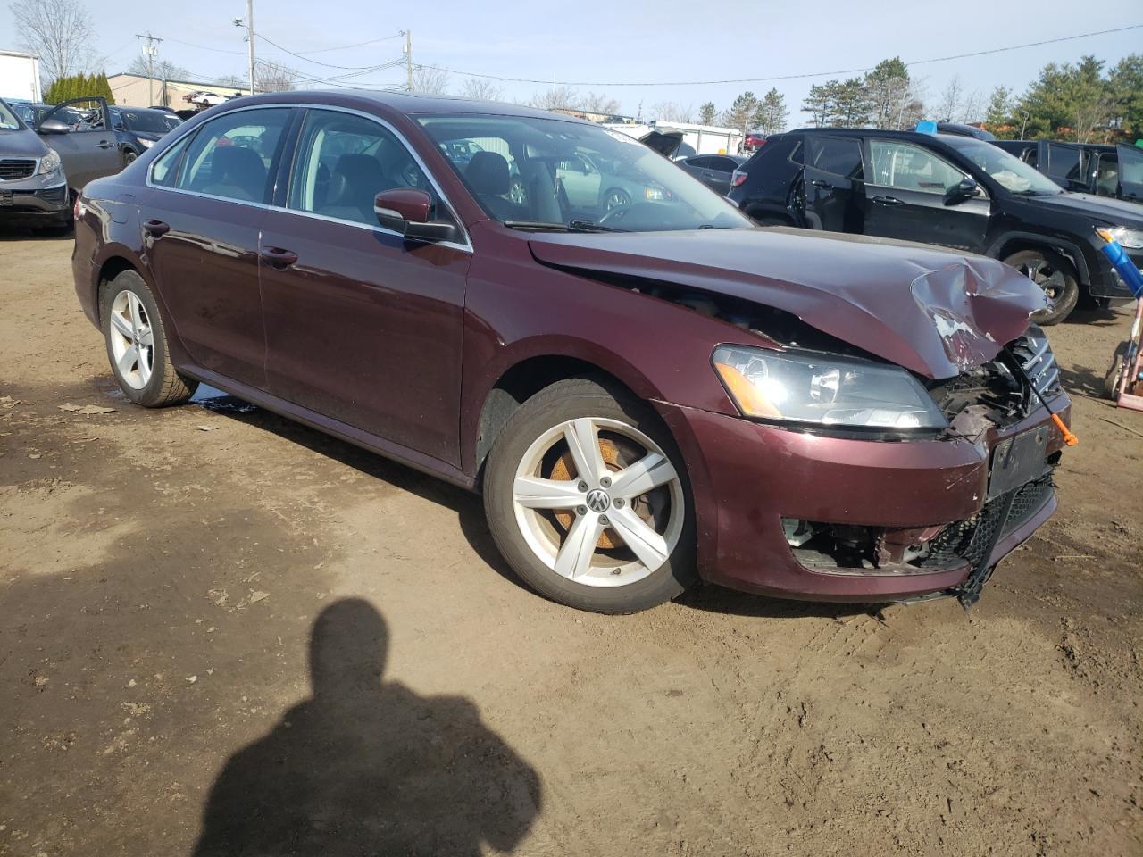 2013 VOLKSWAGEN PASSAT SE - Image 4