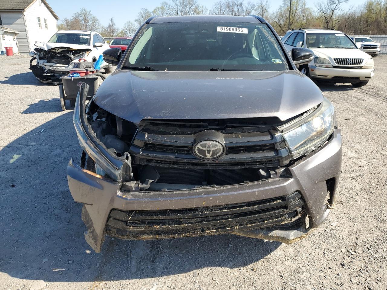 2019 TOYOTA HIGHLANDER - Фото 5