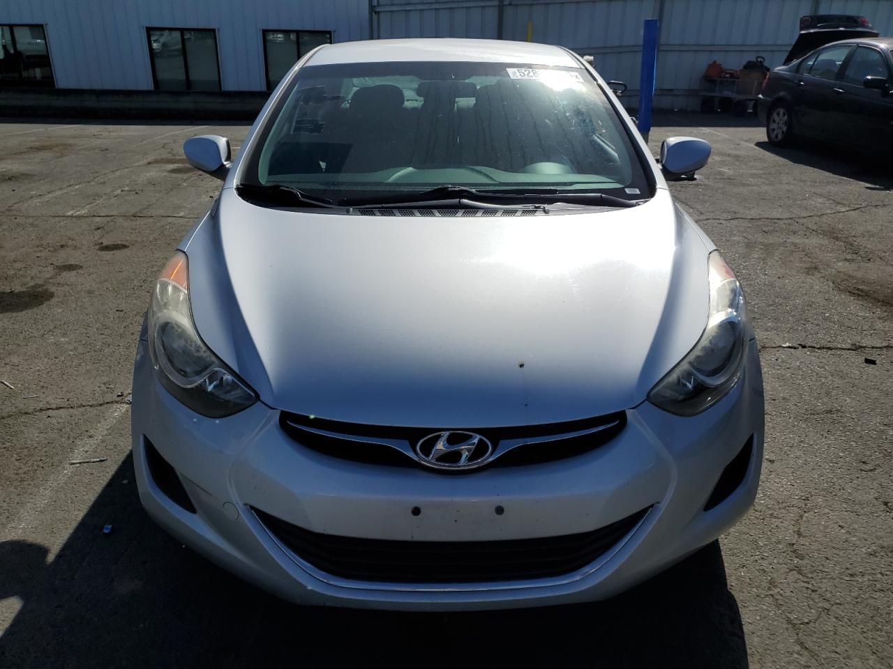 2013 HYUNDAI ELANTRA GL - Image 5