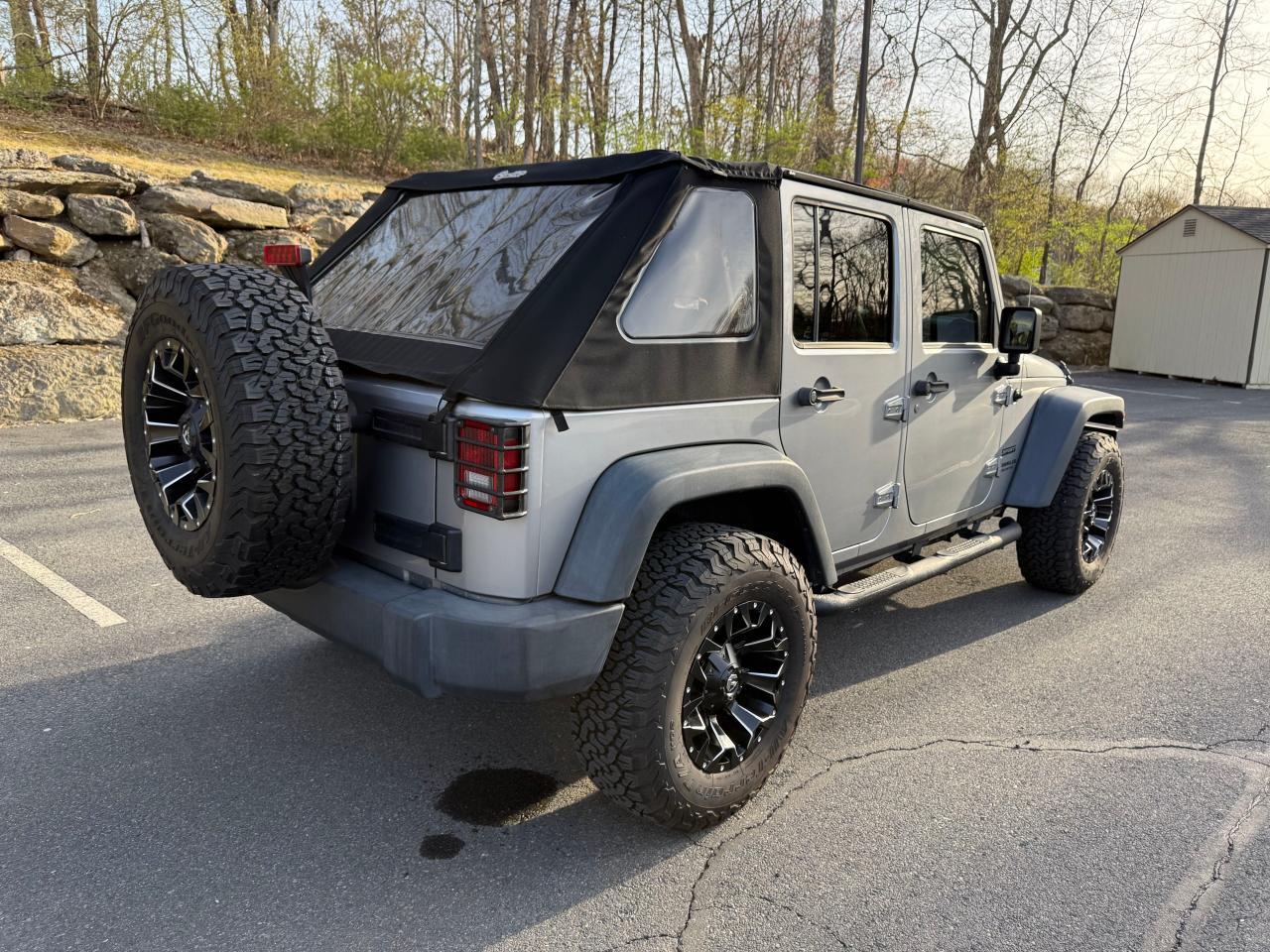 2014 JEEP WRANGLER U - Фото 4