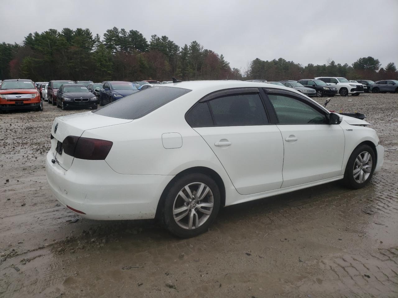 2014 VOLKSWAGEN JETTA SE - Image 3