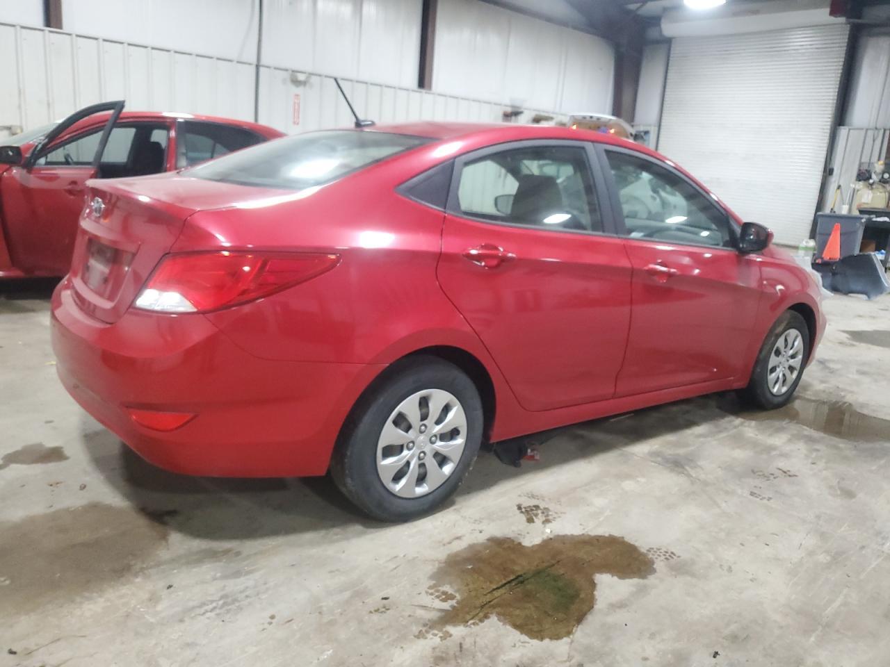2017 HYUNDAI ACCENT SE - Фото 3