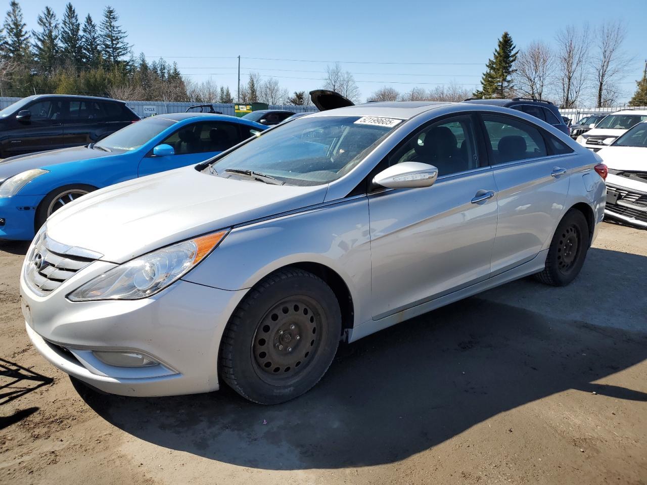 2013 HYUNDAI SONATA SE