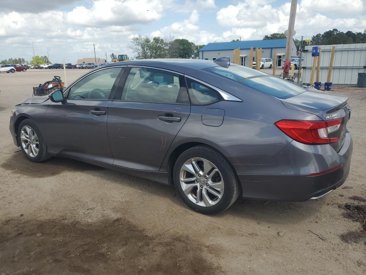 2018 HONDA ACCORD LX - Image 2