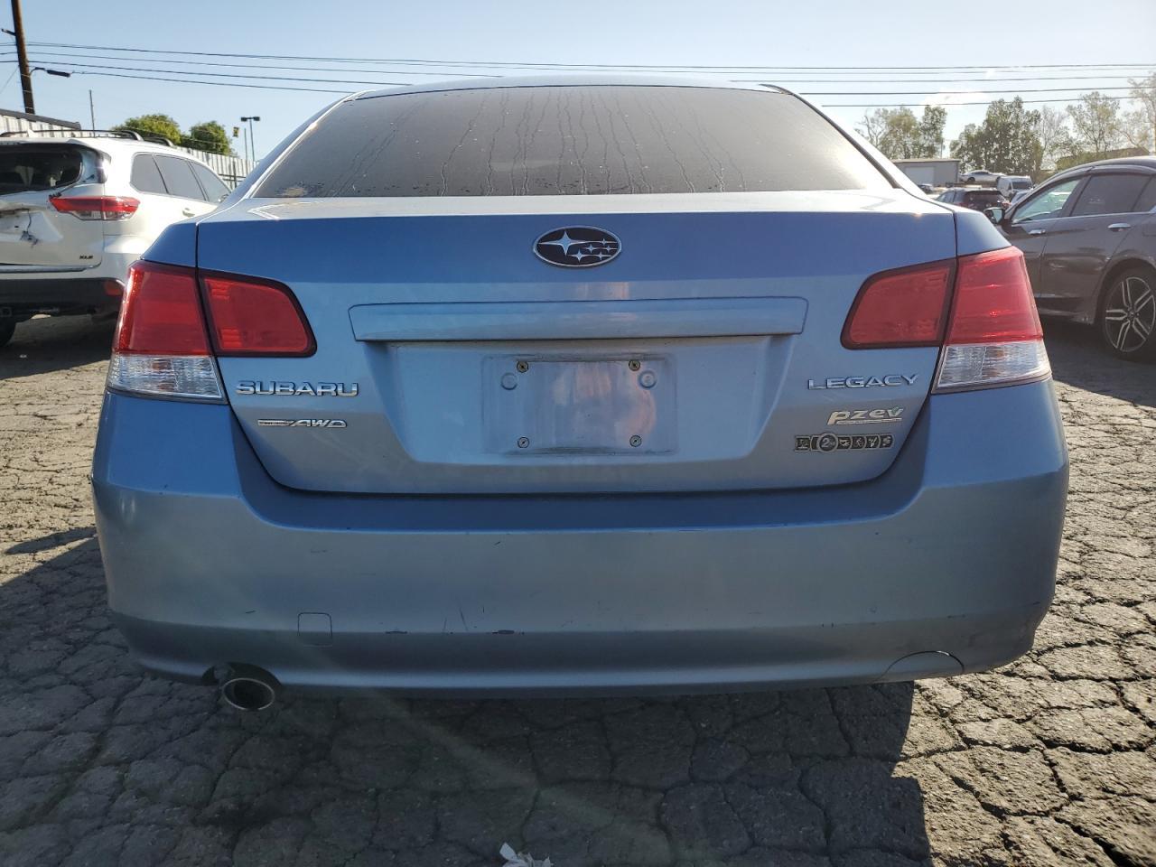 2011 SUBARU LEGACY 2.5 - Image 6