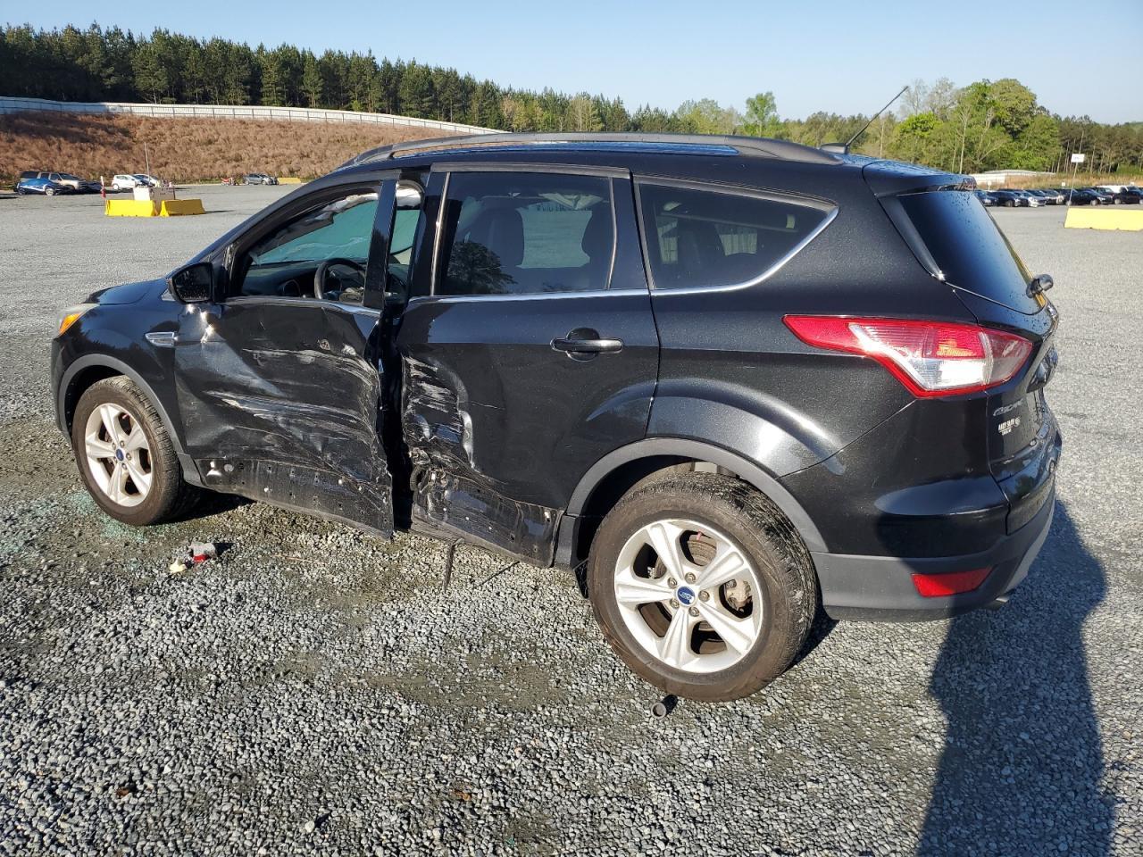 2015 FORD ESCAPE SE - Image 2
