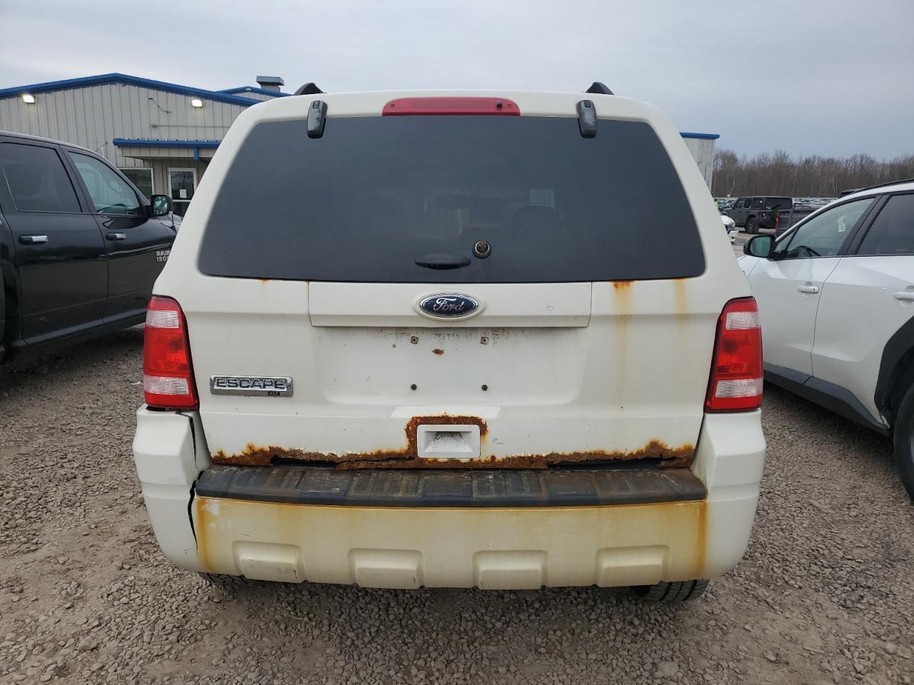 2012 FORD ESCAPE XLT - Фото 6