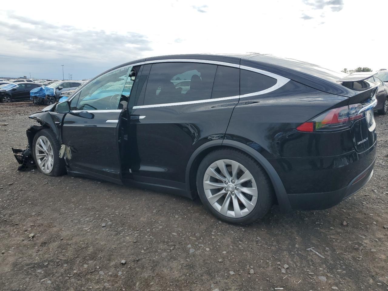 2018 TESLA MODEL X - Фото 2
