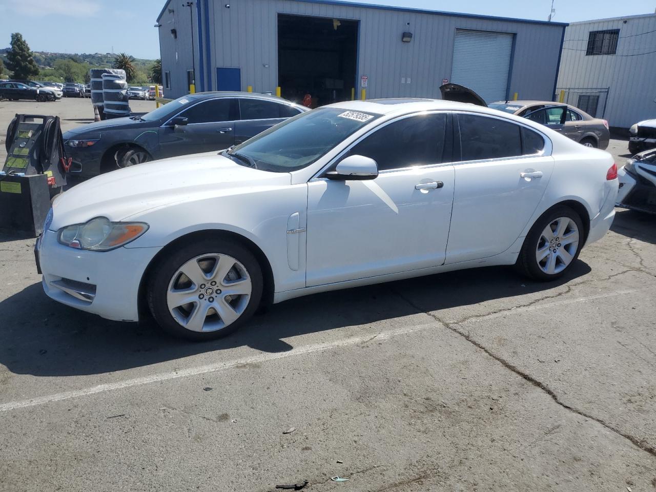 2011 JAGUAR XF