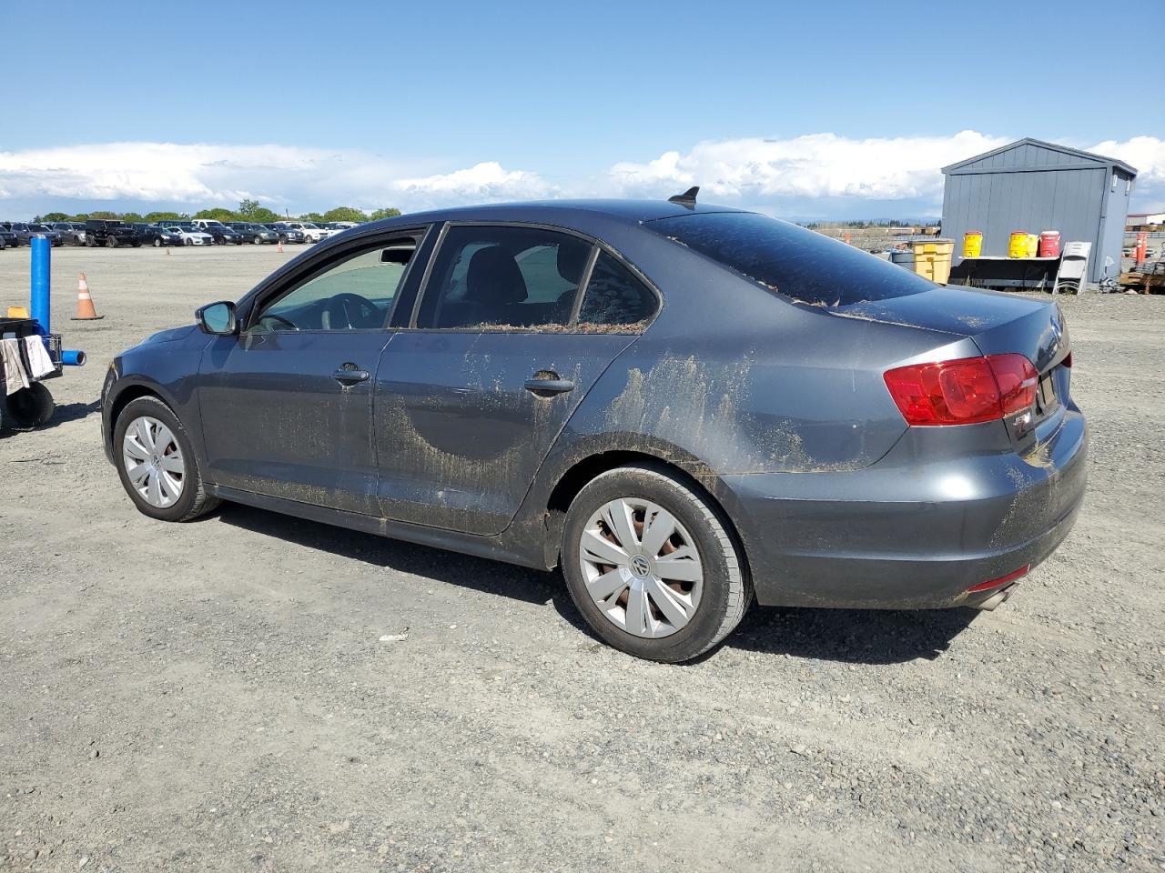 2014 VOLKSWAGEN JETTA SE - Image 2