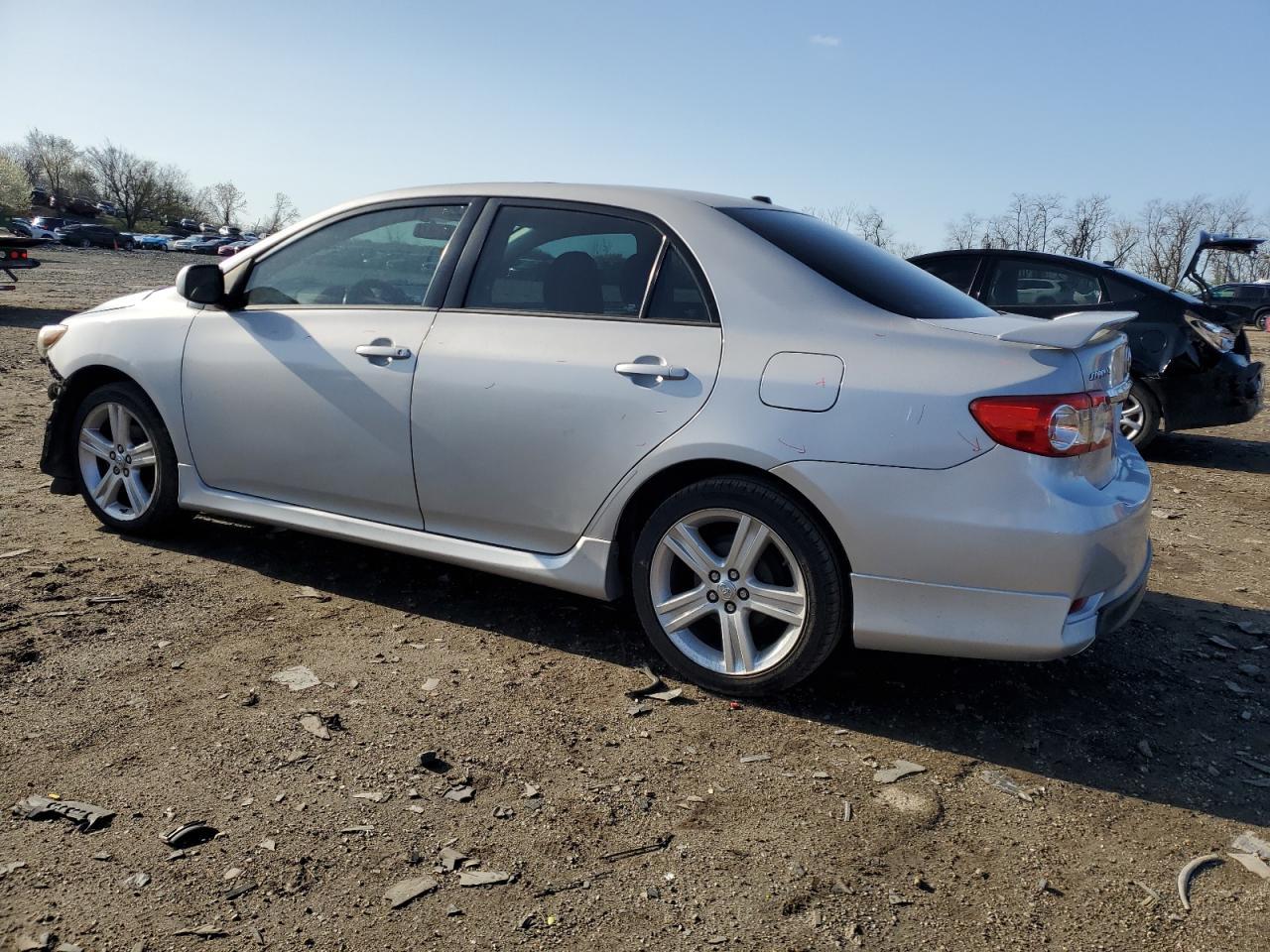 2013 TOYOTA COROLLA BA - Фото 2