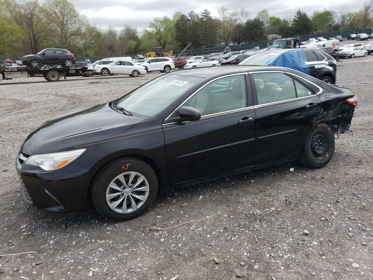 2016 TOYOTA CAMRY LE