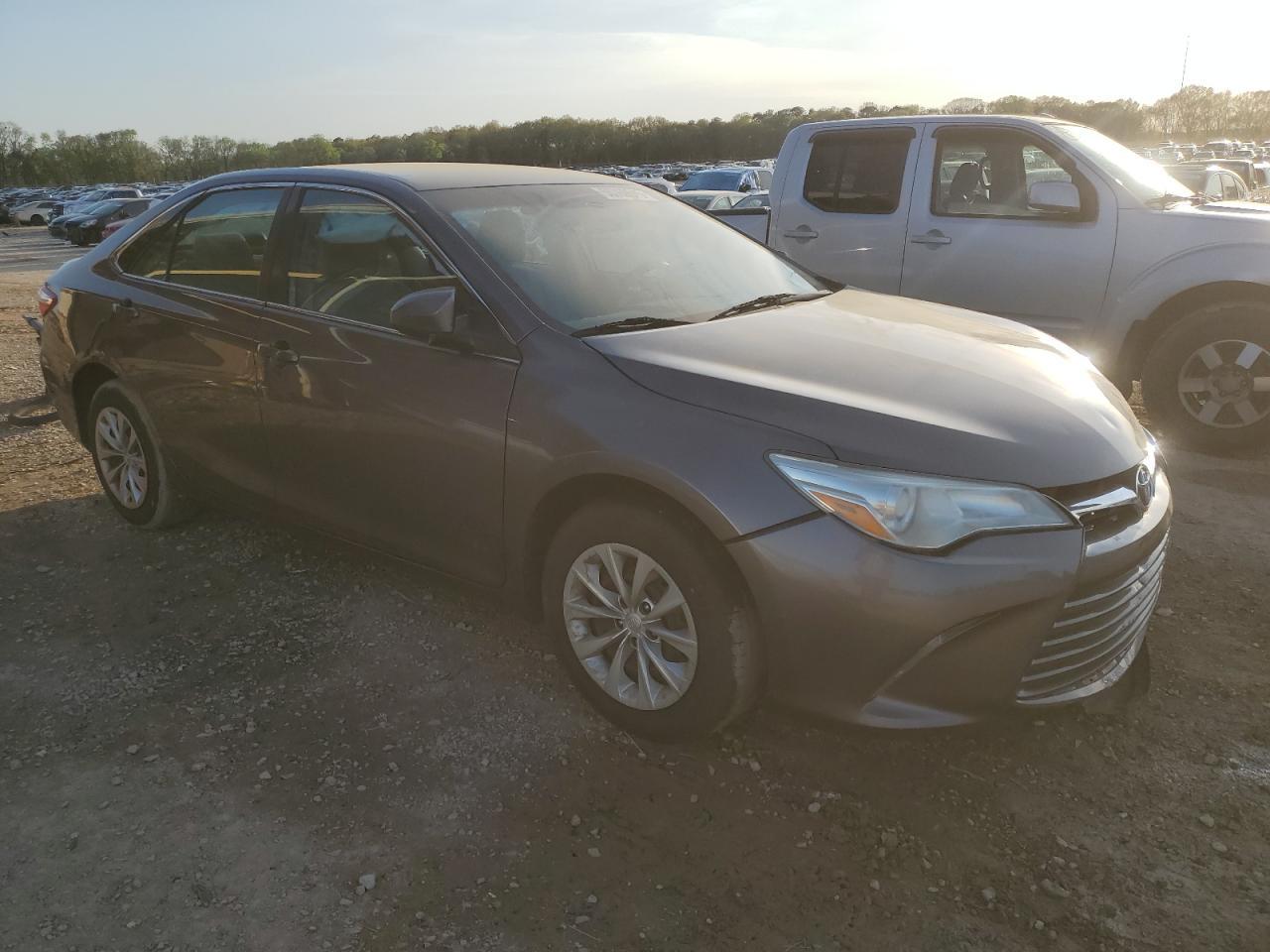 2016 TOYOTA CAMRY LE - Image 4