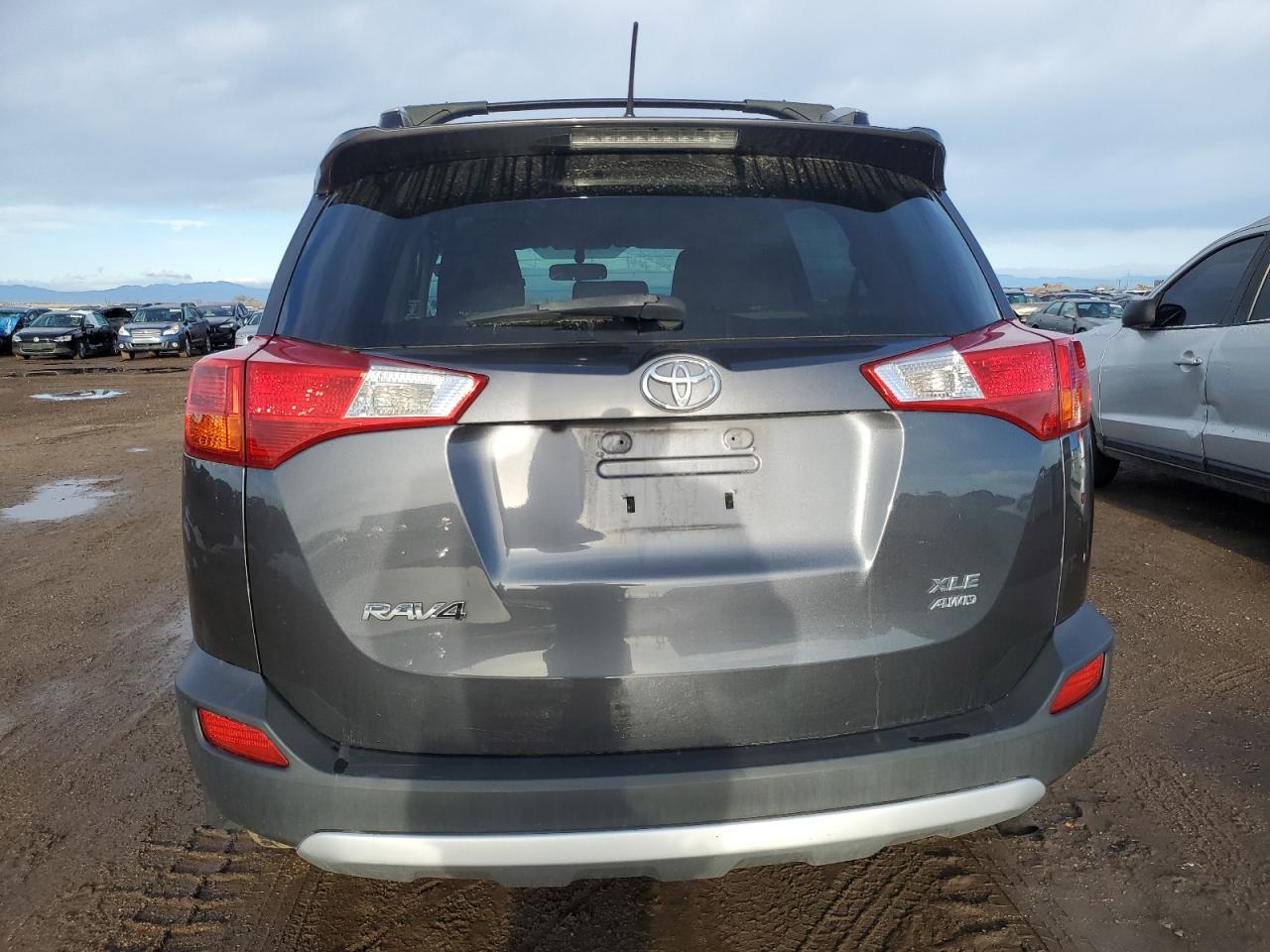 2015 TOYOTA RAV4 XLE - Фото 6