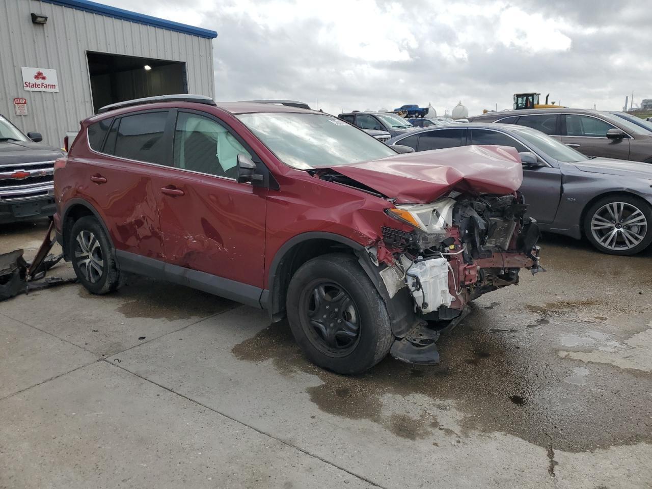 2018 TOYOTA RAV4 LE - Image 4