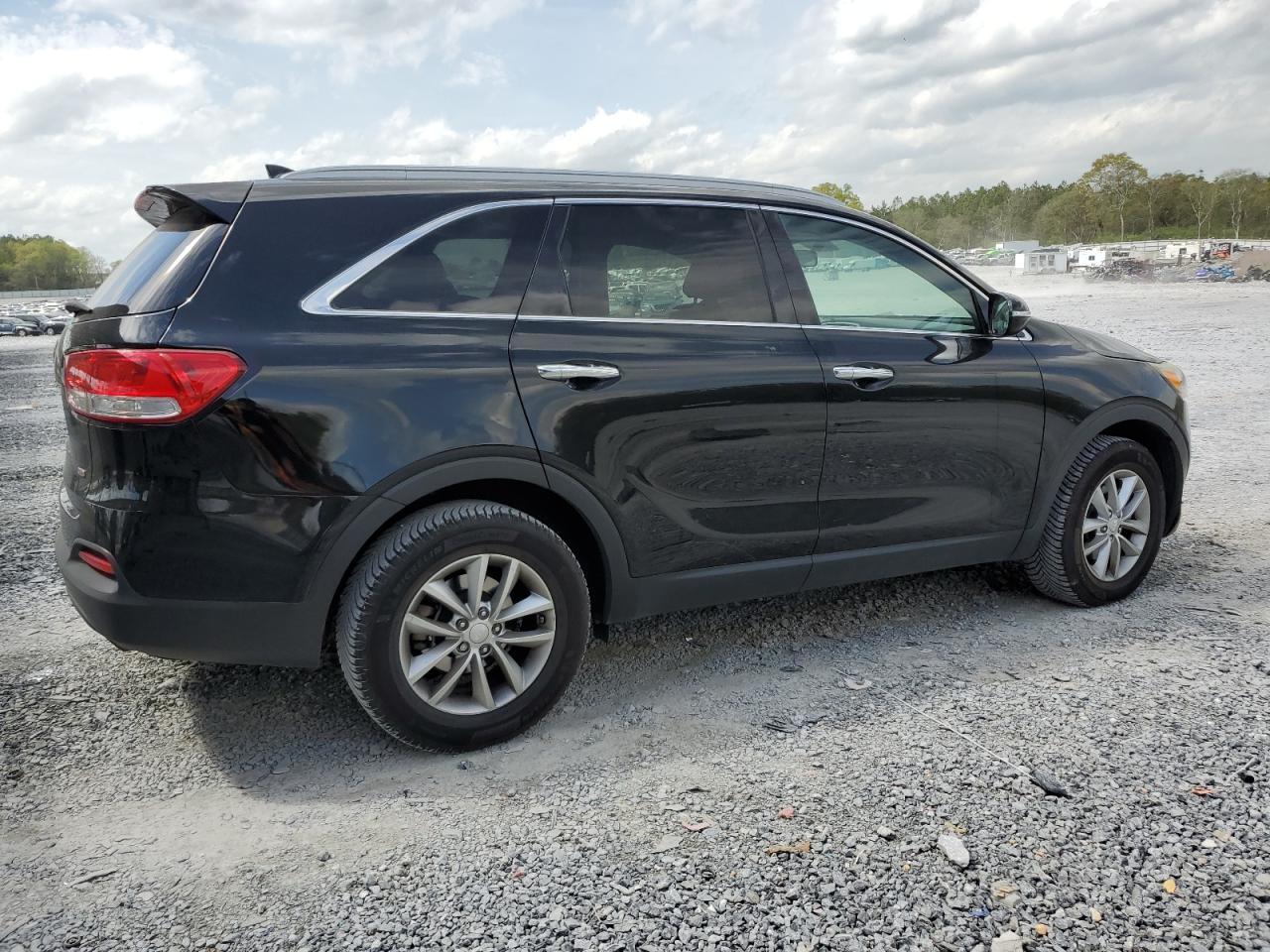 2016 KIA SORENTO LX - Image 3