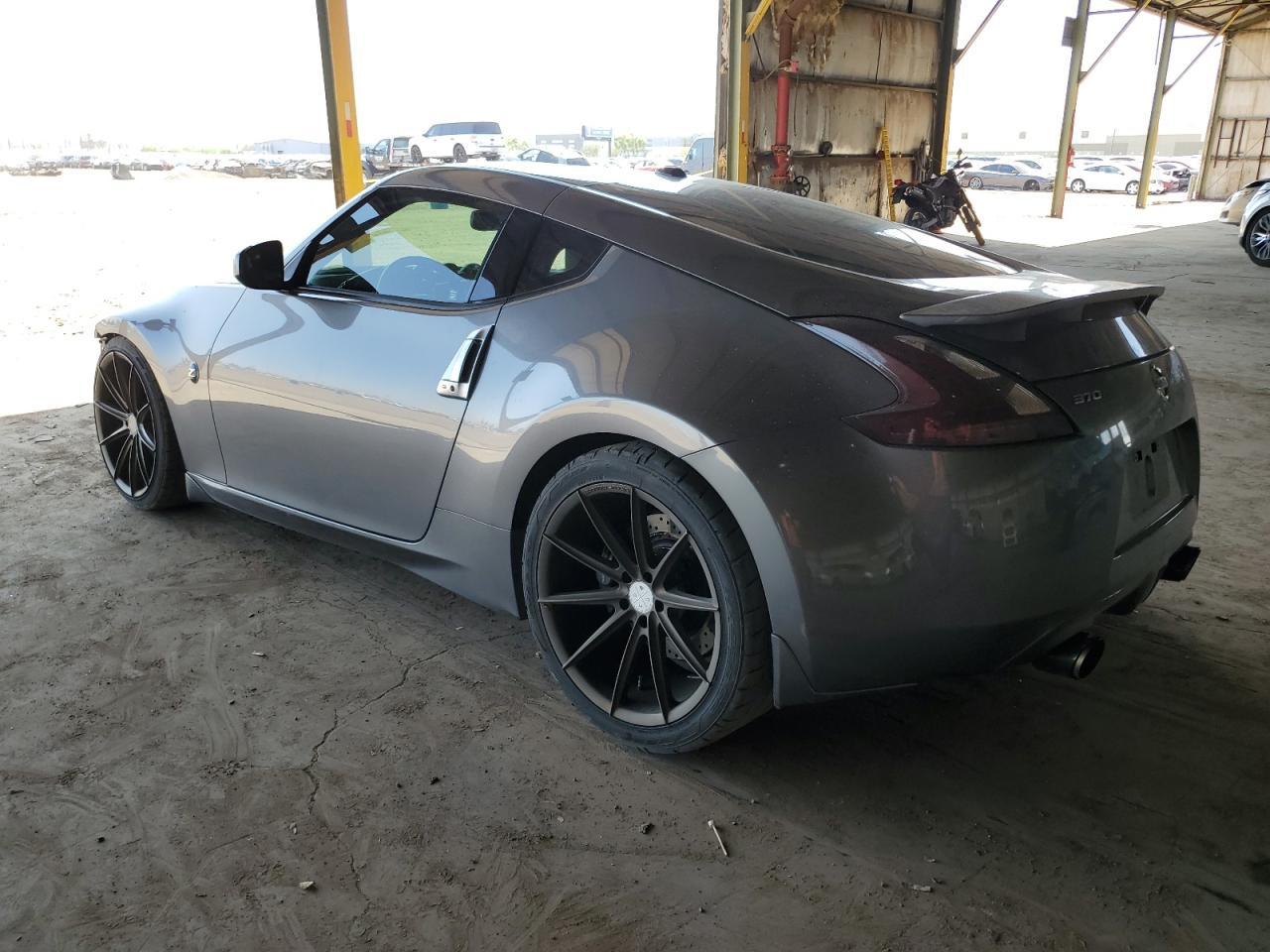 2012 NISSAN 370Z BASE - Фото 2