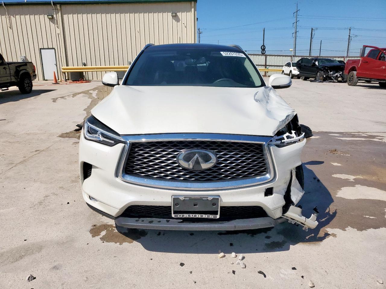 2019 INFINITI QX50 ESSEN - Image 5