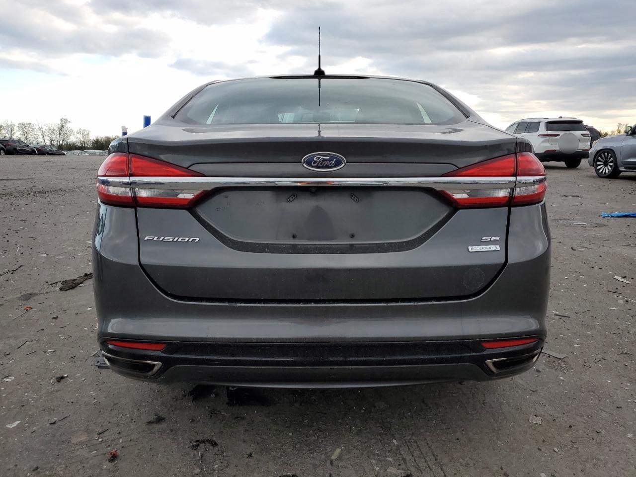2017 FORD FUSION SE - Фото 6