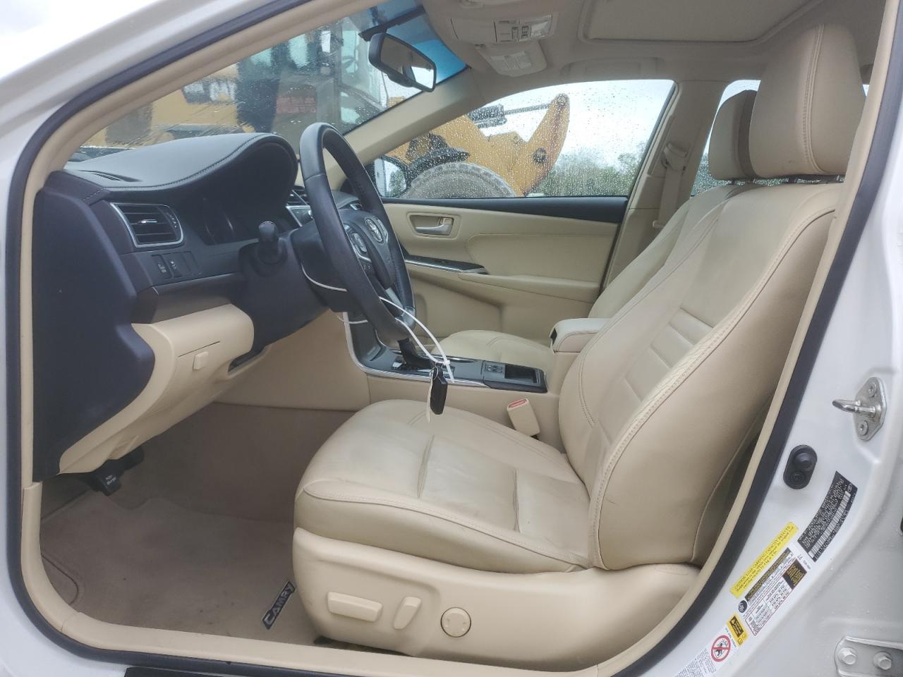 2015 TOYOTA CAMRY LE - Image 7