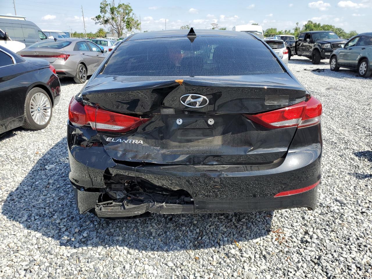 2017 HYUNDAI ELANTRA SE - Image 6