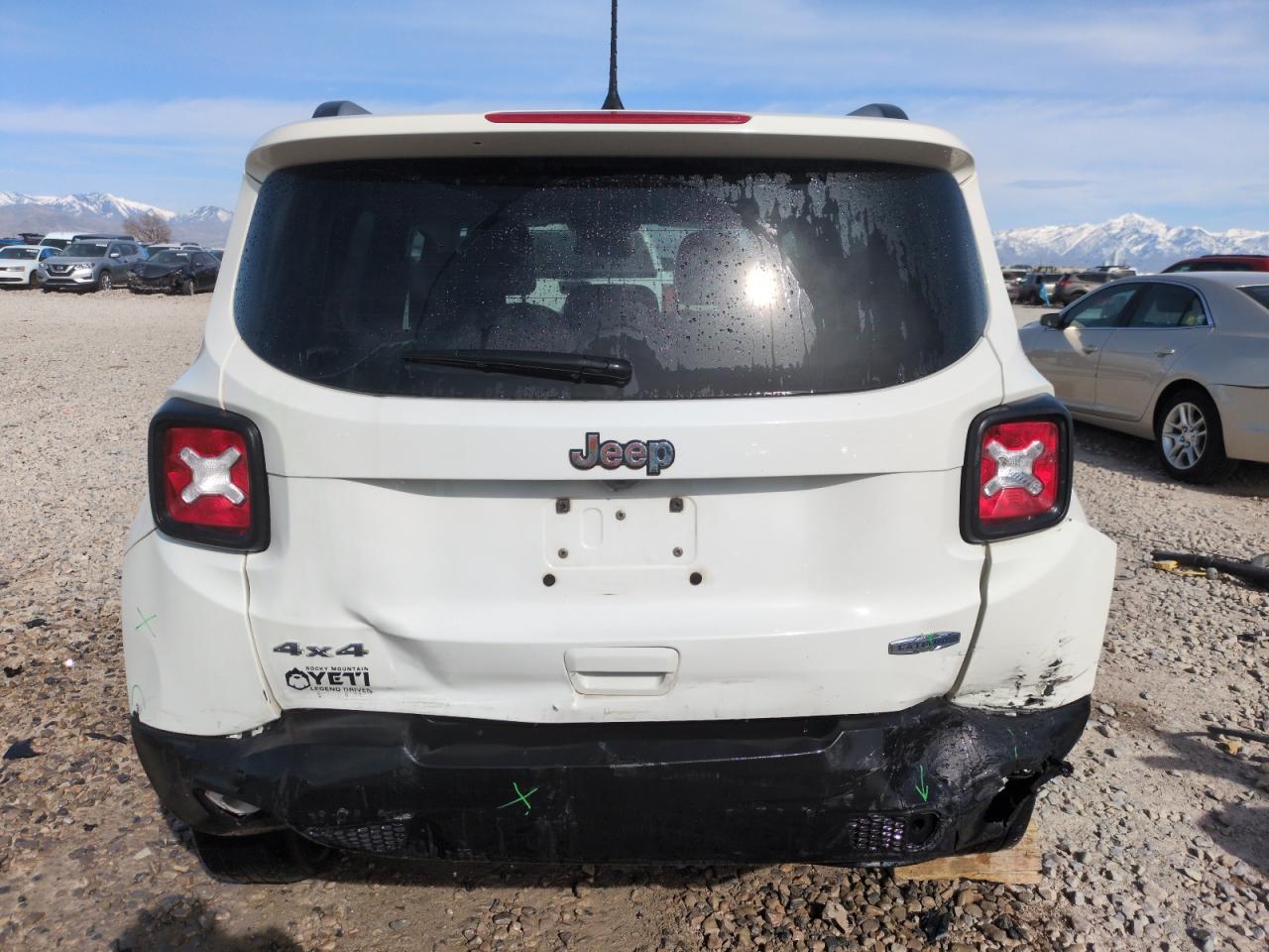2018 JEEP RENEGADE L - Image 6