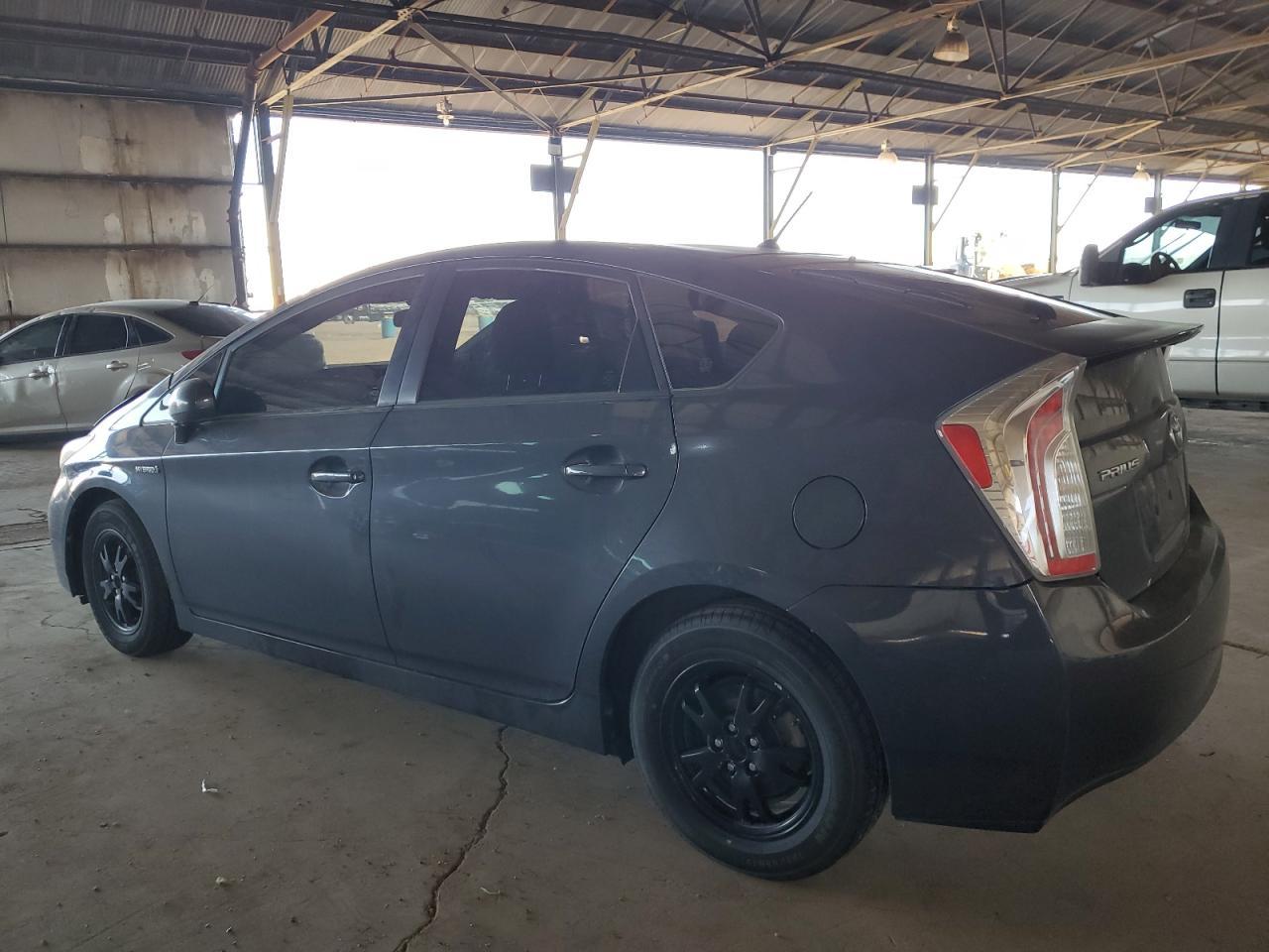 2013 TOYOTA PRIUS - Image 2