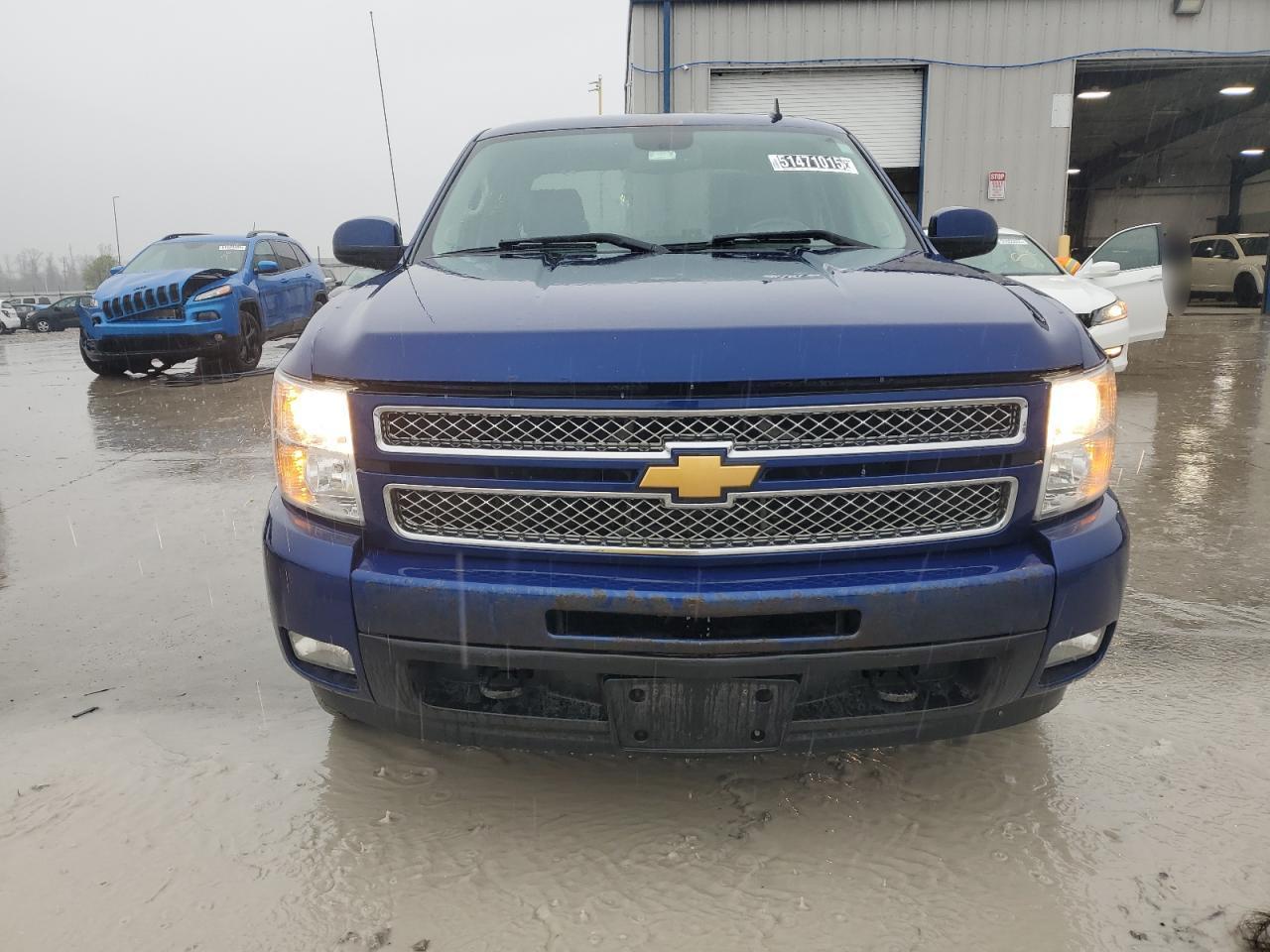 2013 CHEVROLET SILVERADO - Фото 5