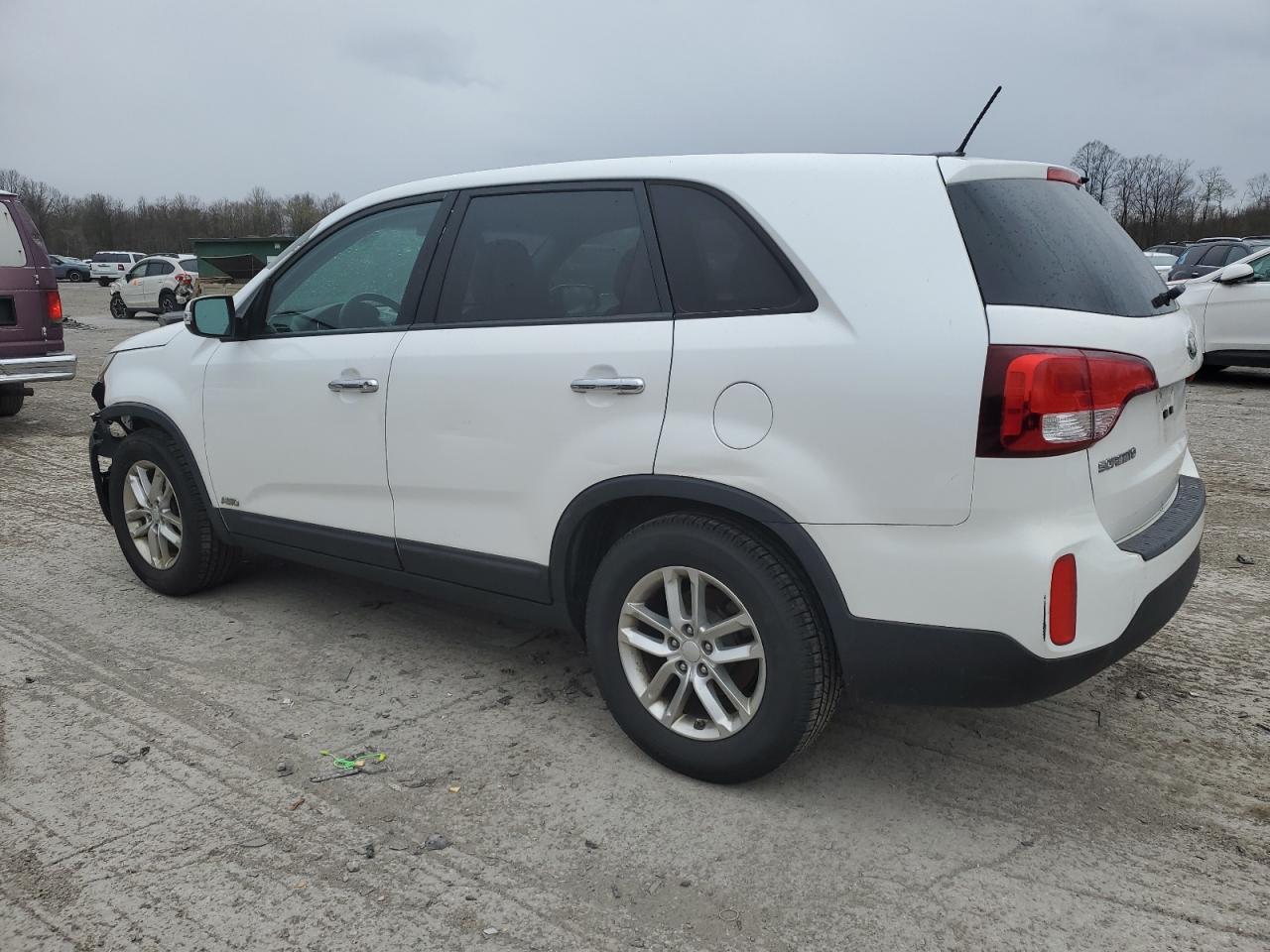 2015 KIA SORENTO LX - Image 2