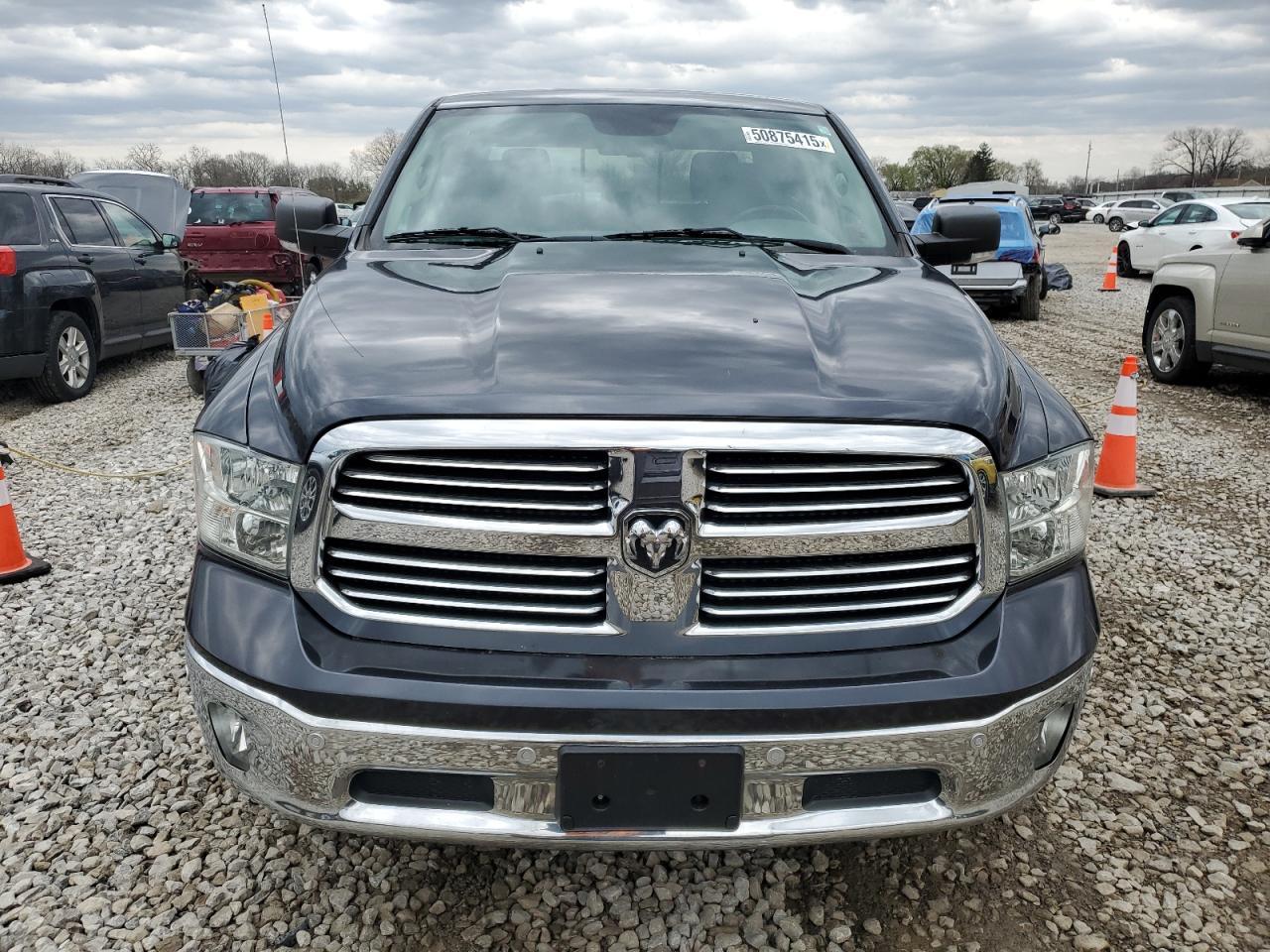 2017 RAM 1500 SLT - Image 5